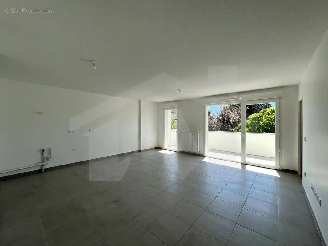 Appartement à ECHIROLLES