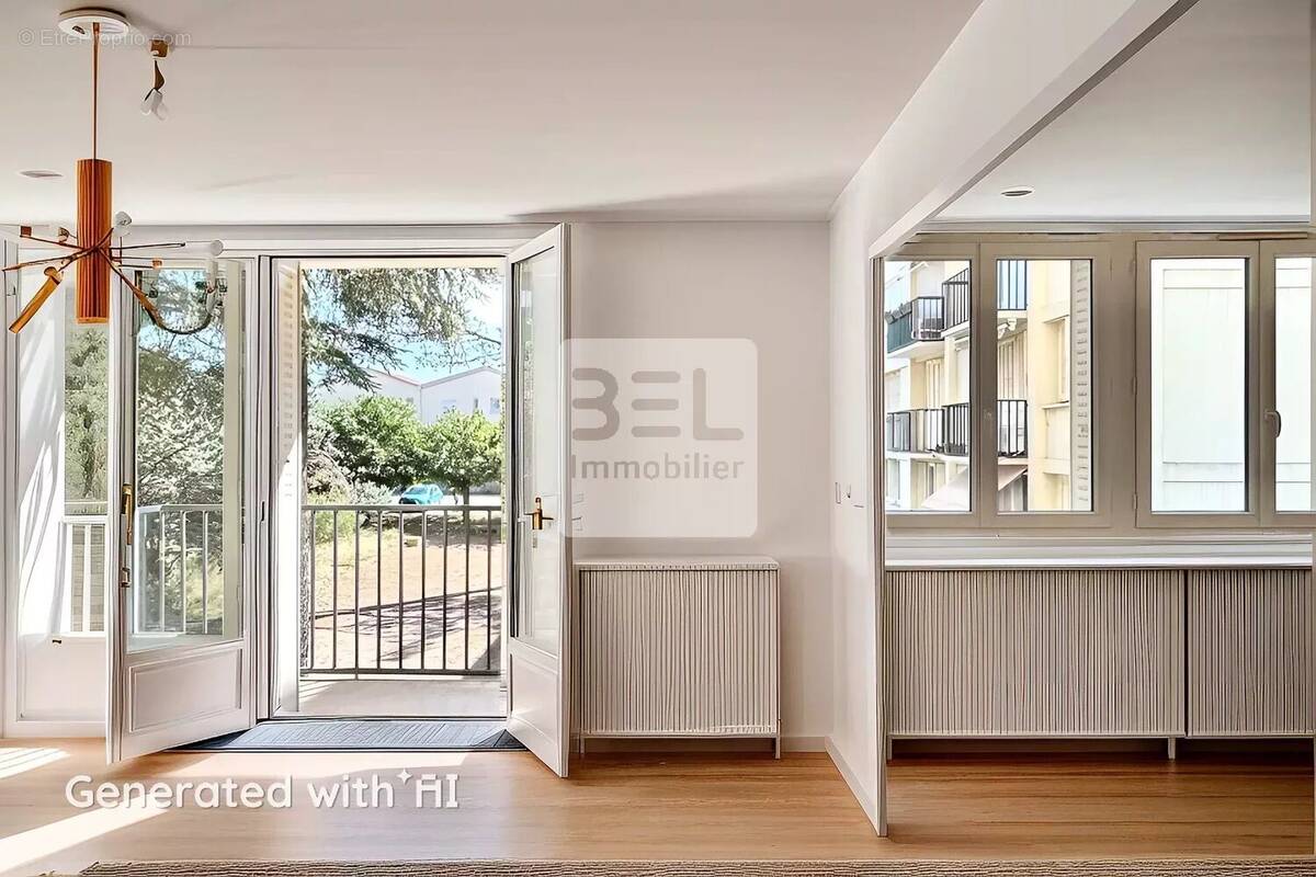 Appartement à BAGNOLS-SUR-CEZE