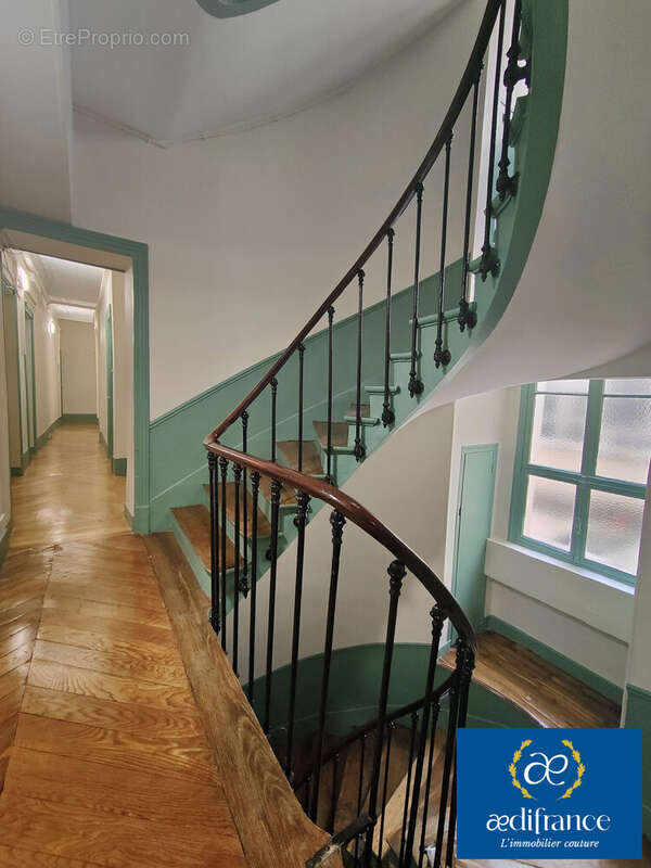 Appartement à PARIS-10E