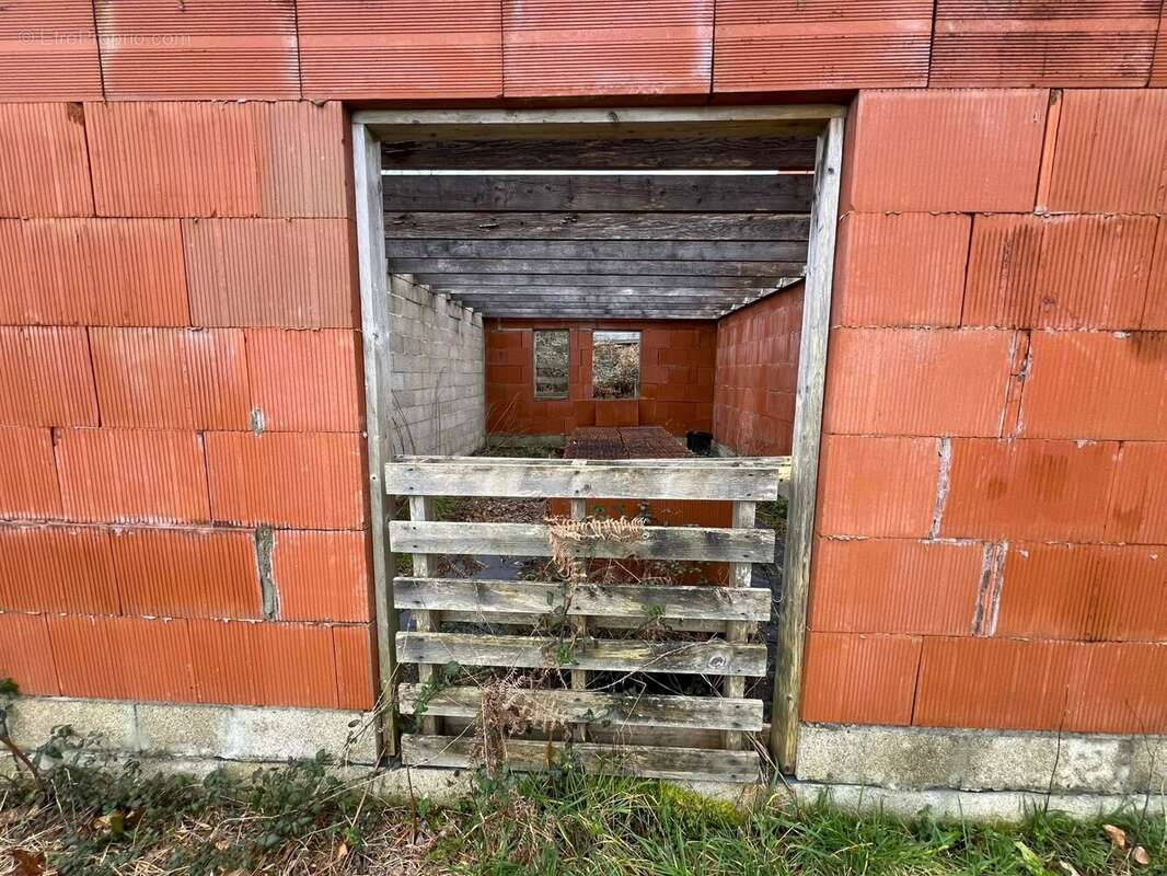 Terrain à BUSSEROLLES