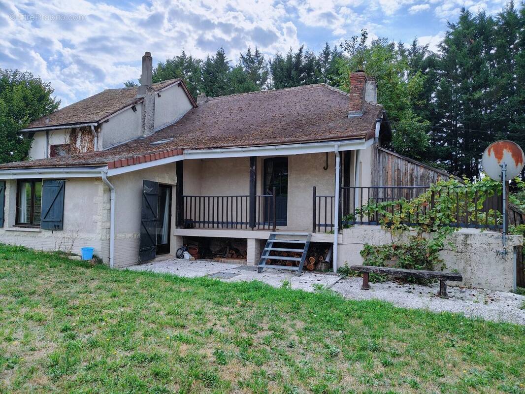 Maison à BUSSIERE-GALANT