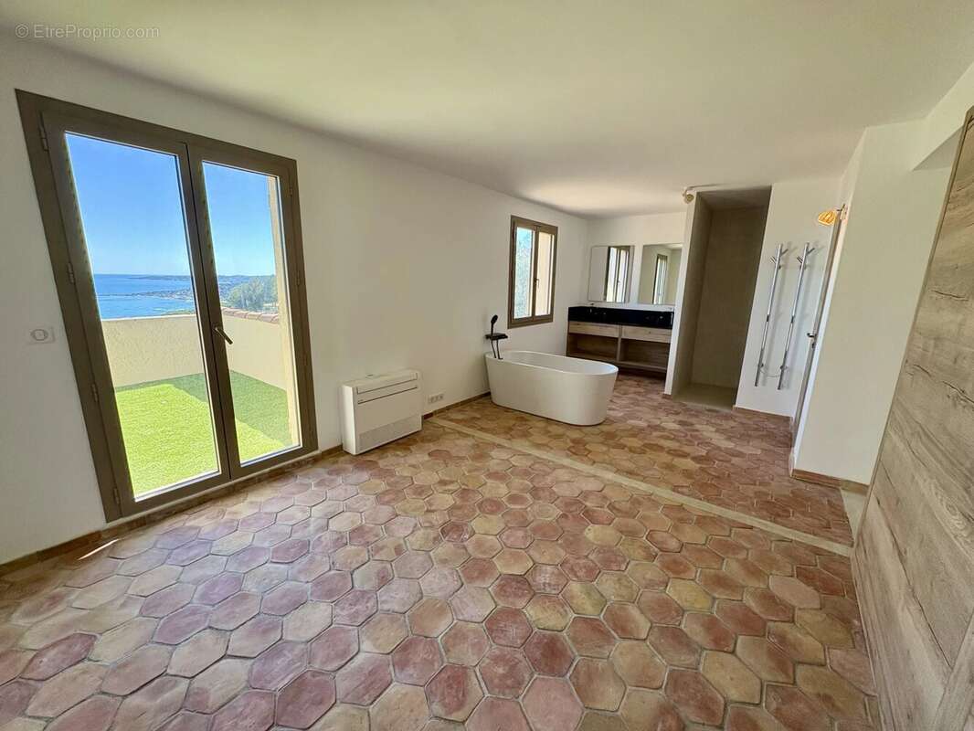 Maison à SAINTE-MAXIME