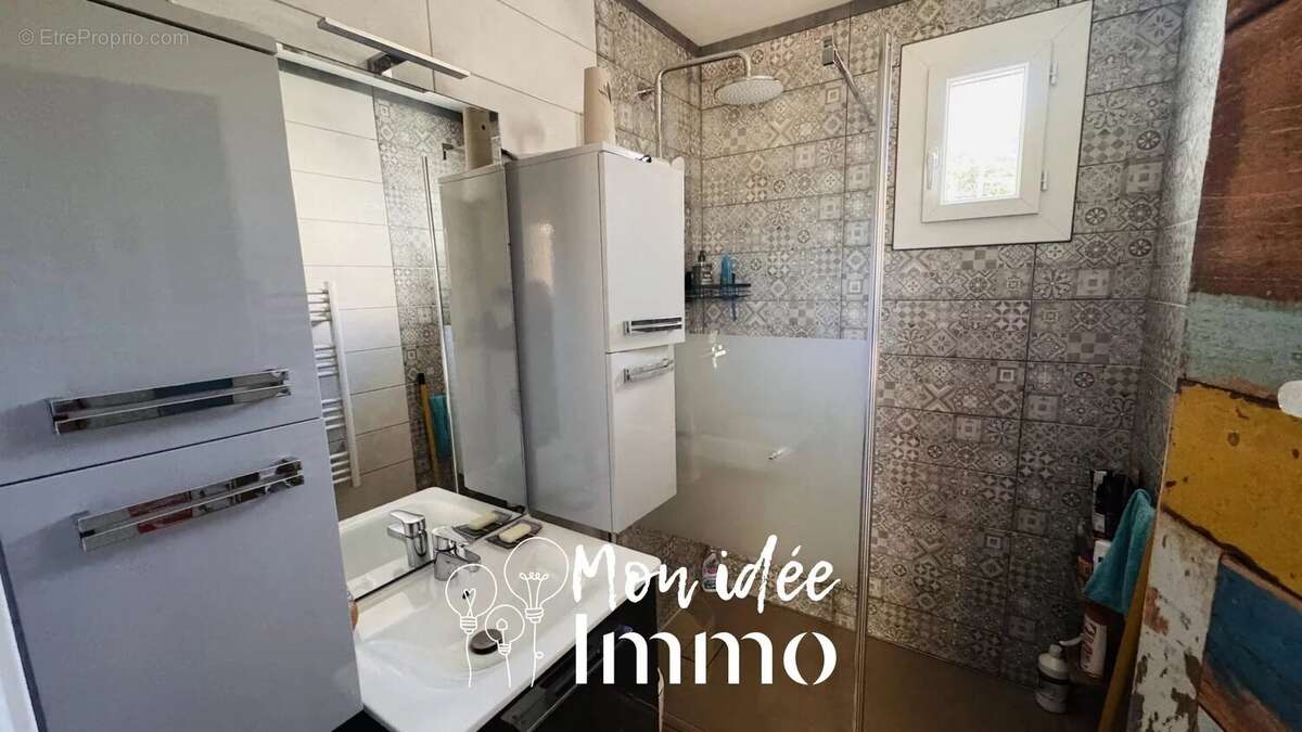 Maison à LE PERRIER