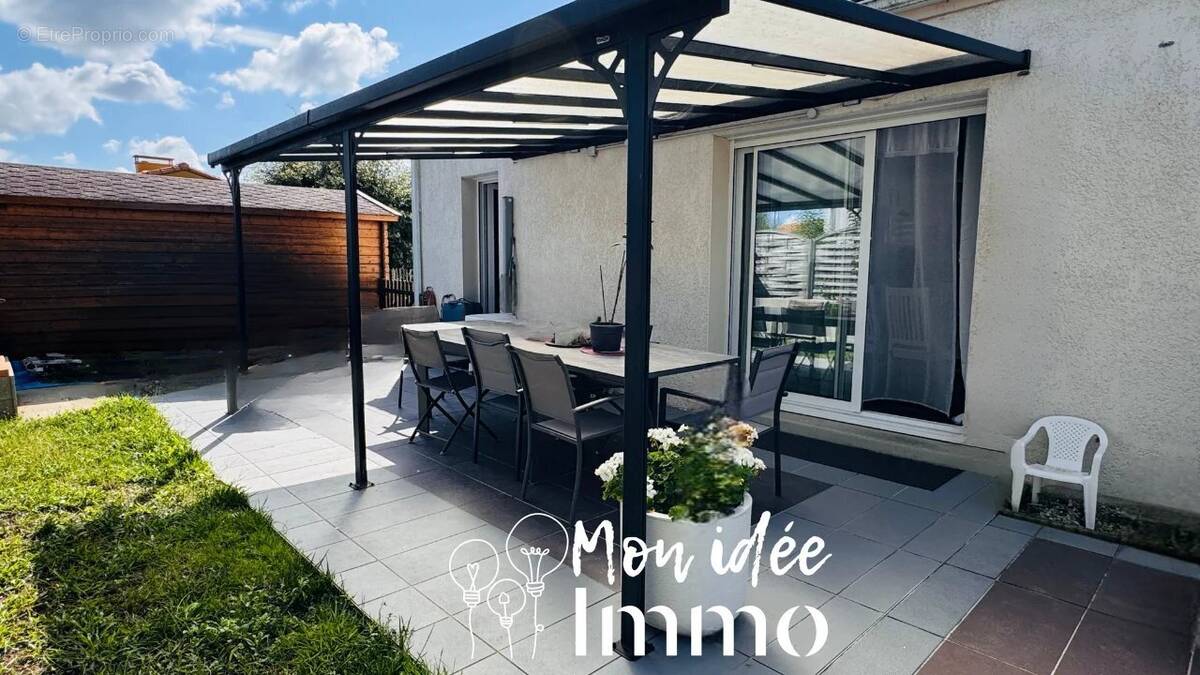 Maison à LA CHEVROLIERE