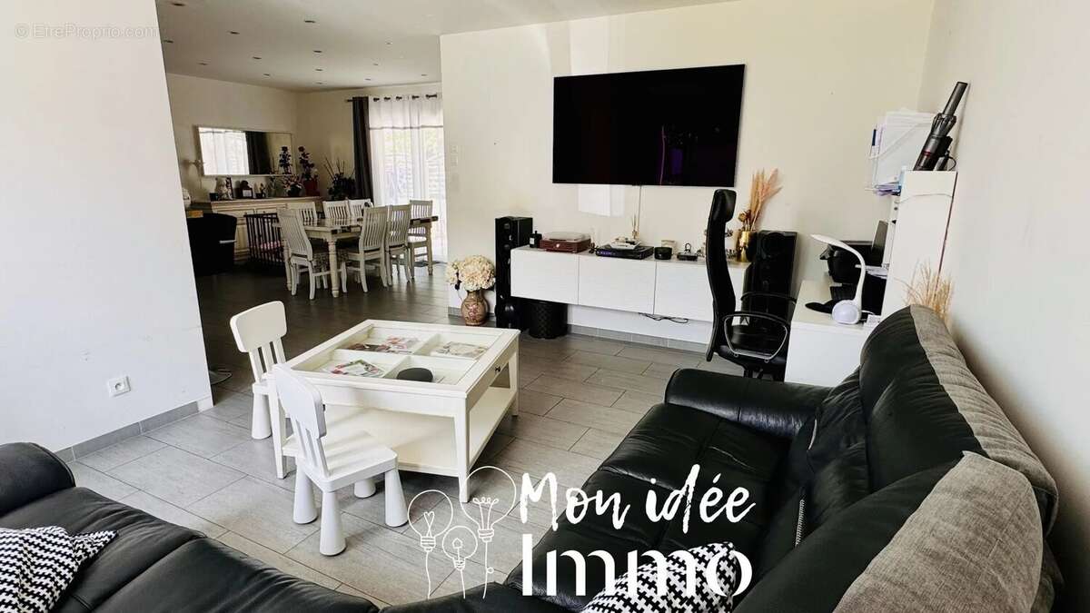 Maison à LA CHEVROLIERE