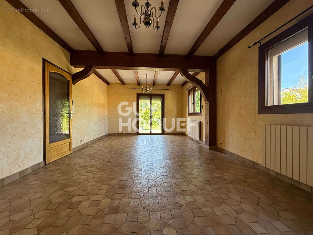 Maison à AUXON-DESSUS