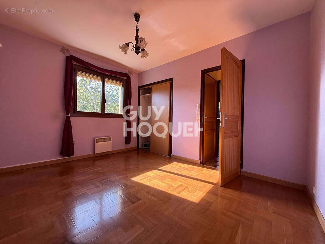 Maison à AUXON-DESSUS