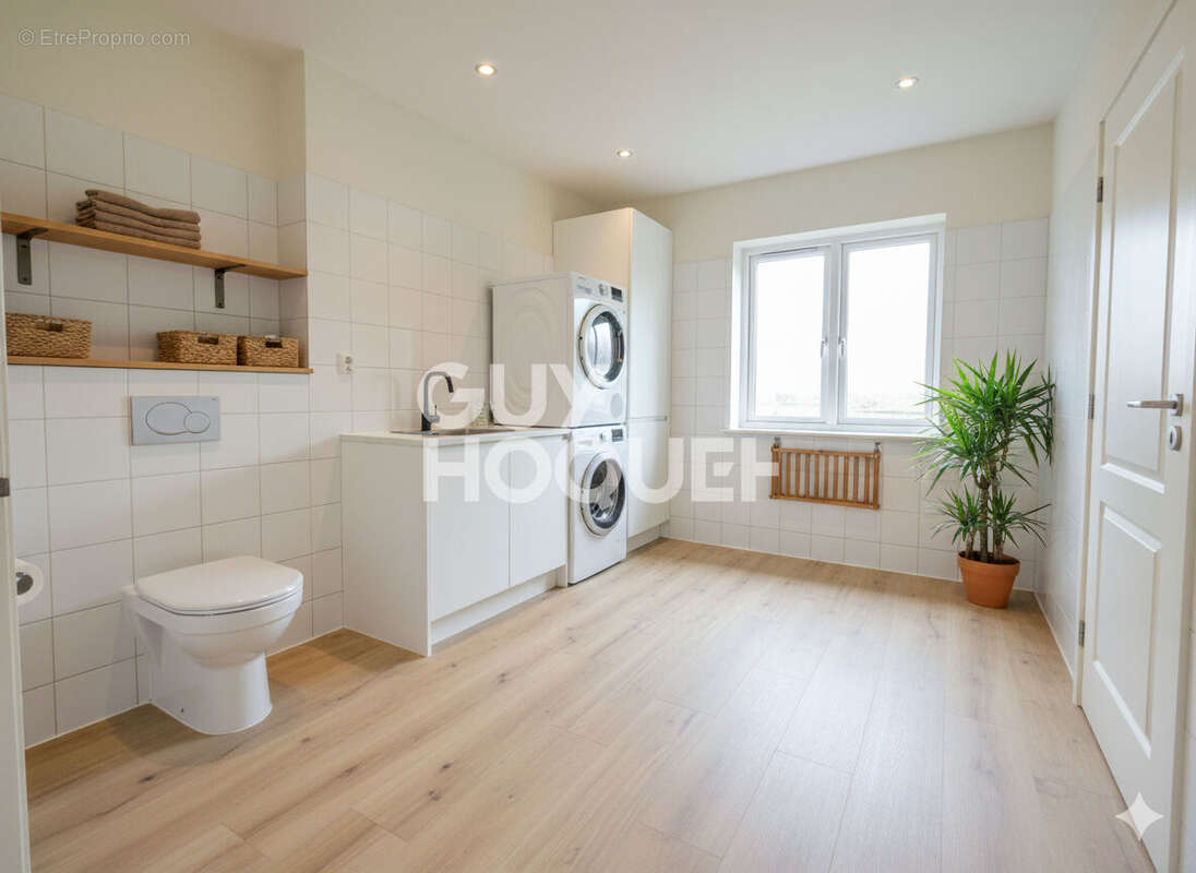 Maison à PONT-DU-CHATEAU