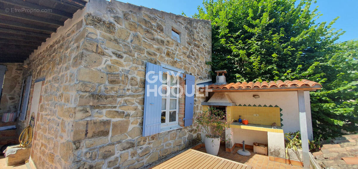 Maison à SAINT-PRIVAT