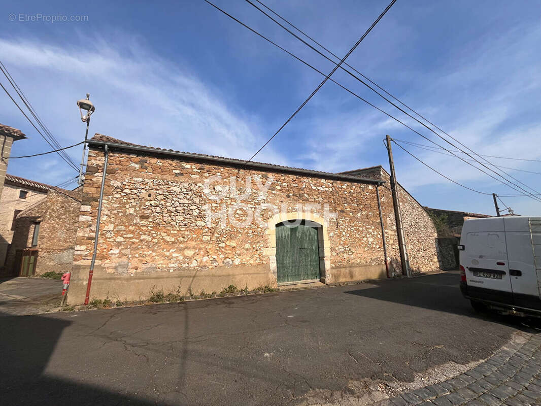 Autre à SAINT-JEAN-DE-MINERVOIS