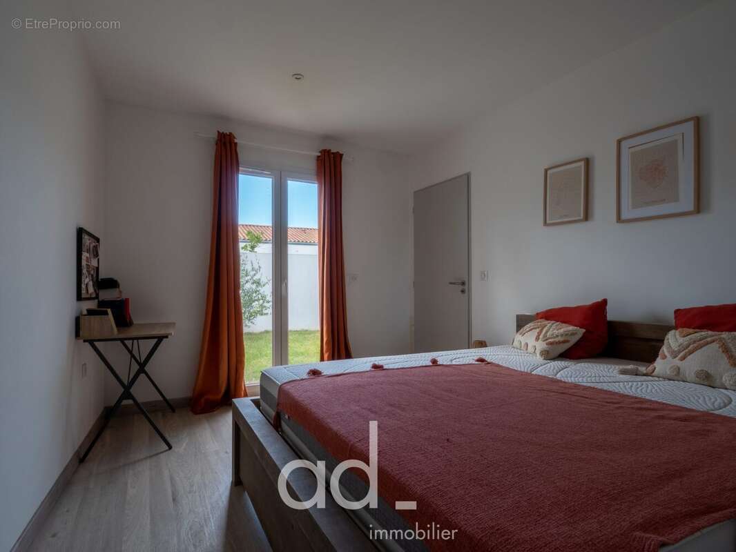 Maison à SAINT-XANDRE