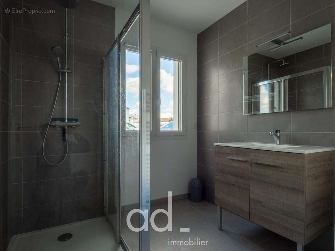 Maison à SAINT-XANDRE