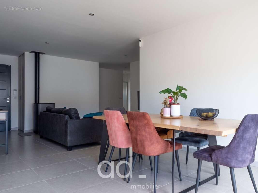 Maison à SAINT-XANDRE