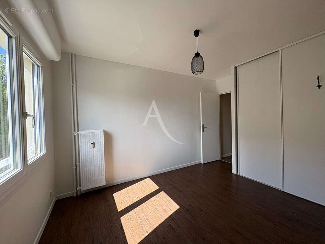 Appartement à CORMELLES-LE-ROYAL