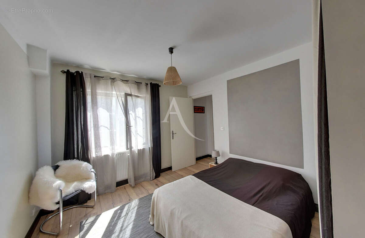 Maison à MONTBARTIER