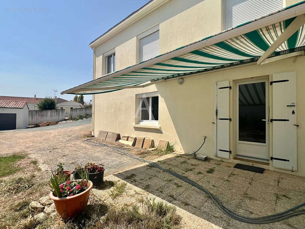 Maison à SAINT-MICHEL-EN-L&#039;HERM