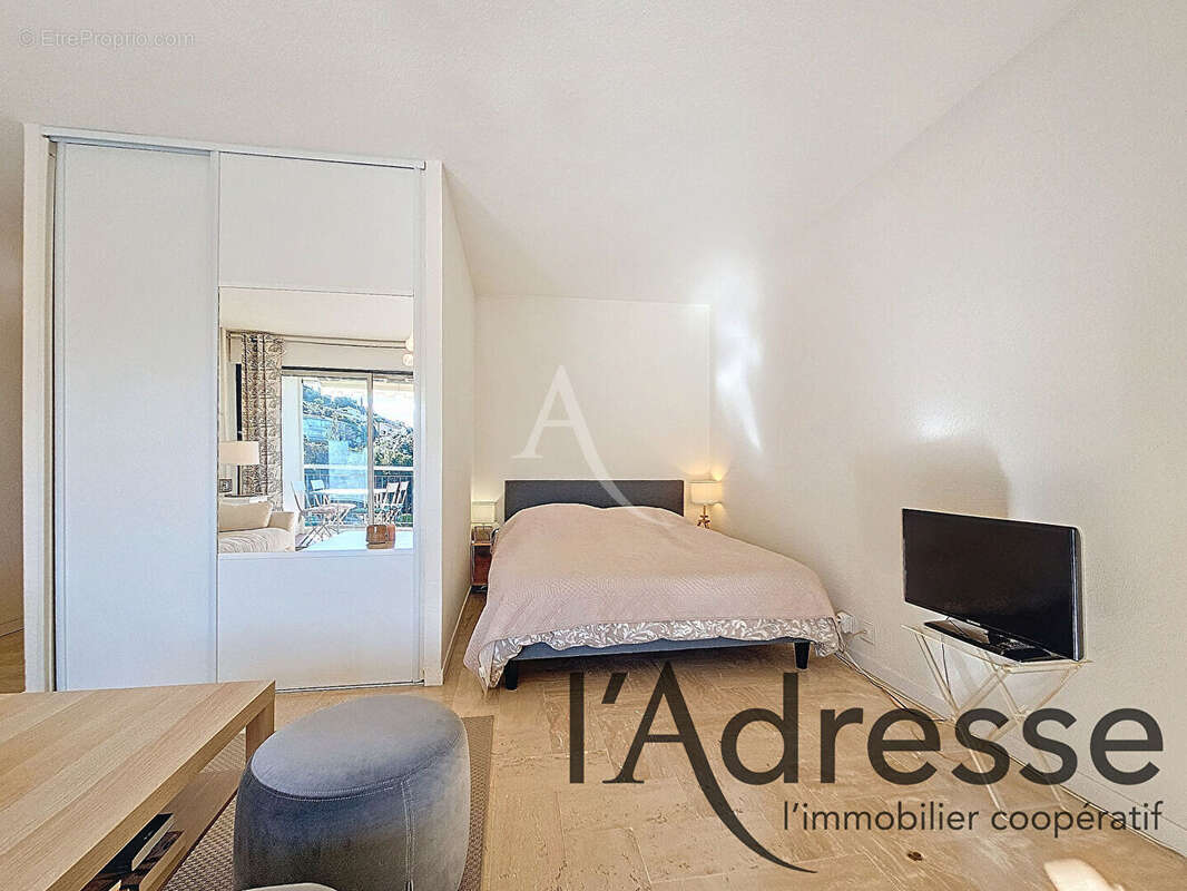 Appartement à MANDELIEU-LA-NAPOULE