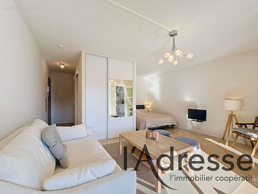 Appartement à MANDELIEU-LA-NAPOULE