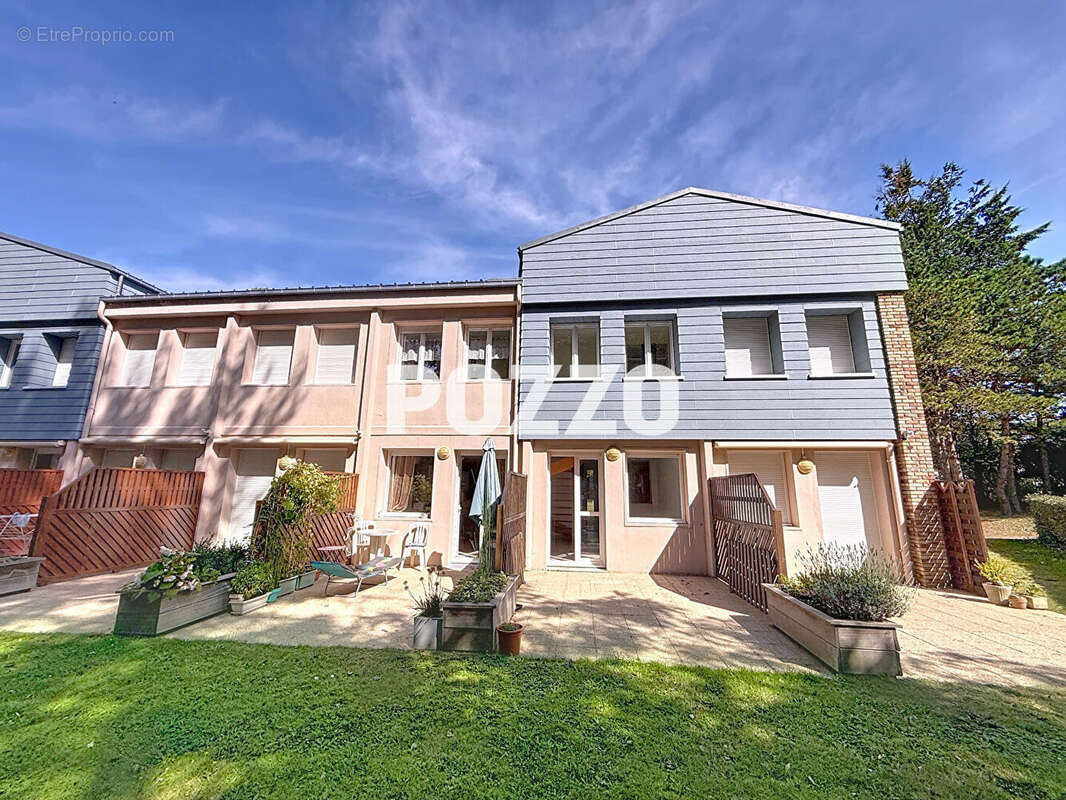 Appartement à SAINT-PAIR-SUR-MER