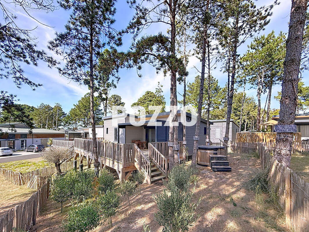 Maison à JULLOUVILLE