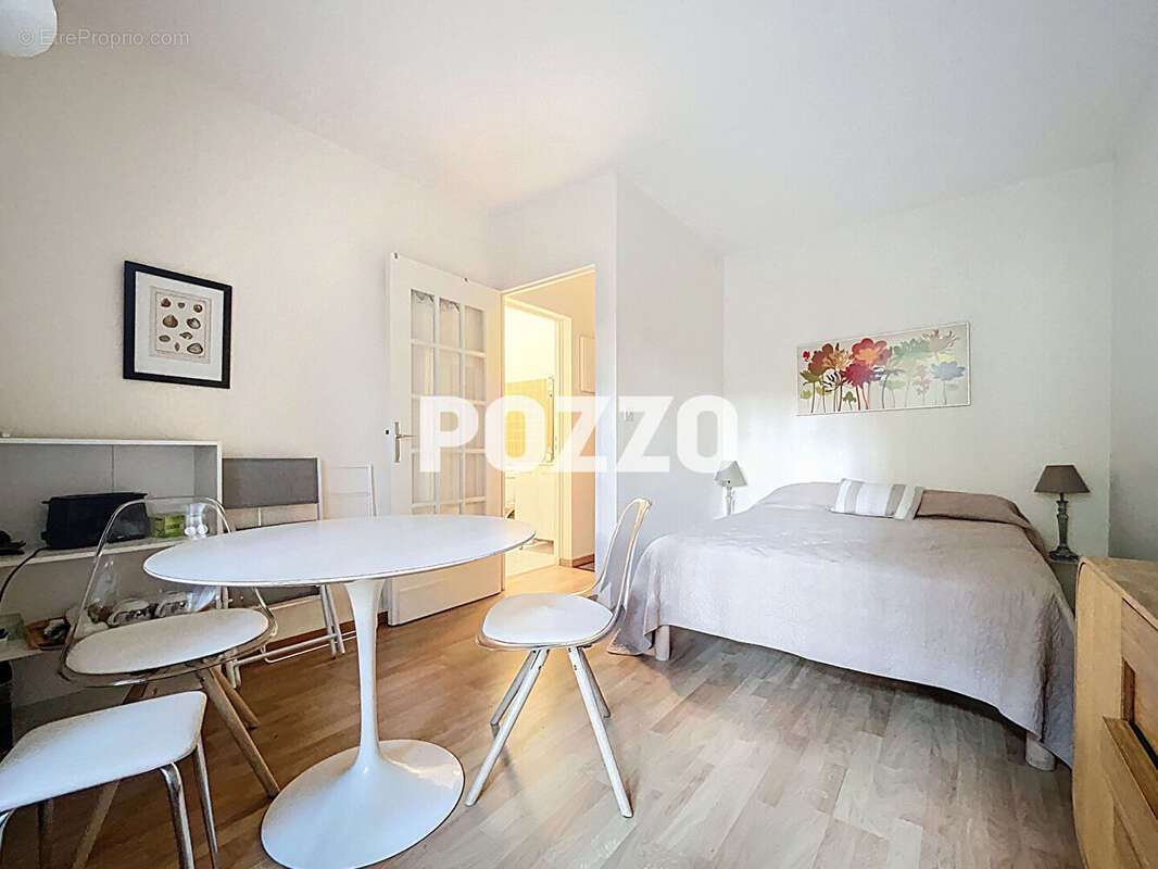 Appartement à TOURGEVILLE