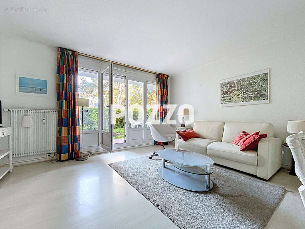 Appartement à TOURGEVILLE