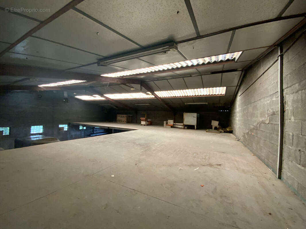 Commerce à LE CREUSOT