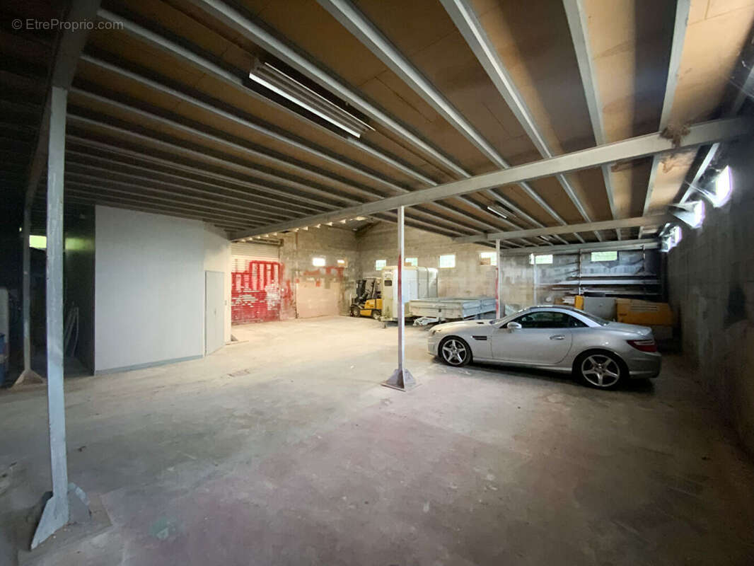 Commerce à LE CREUSOT