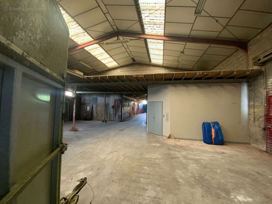 Commerce à LE CREUSOT