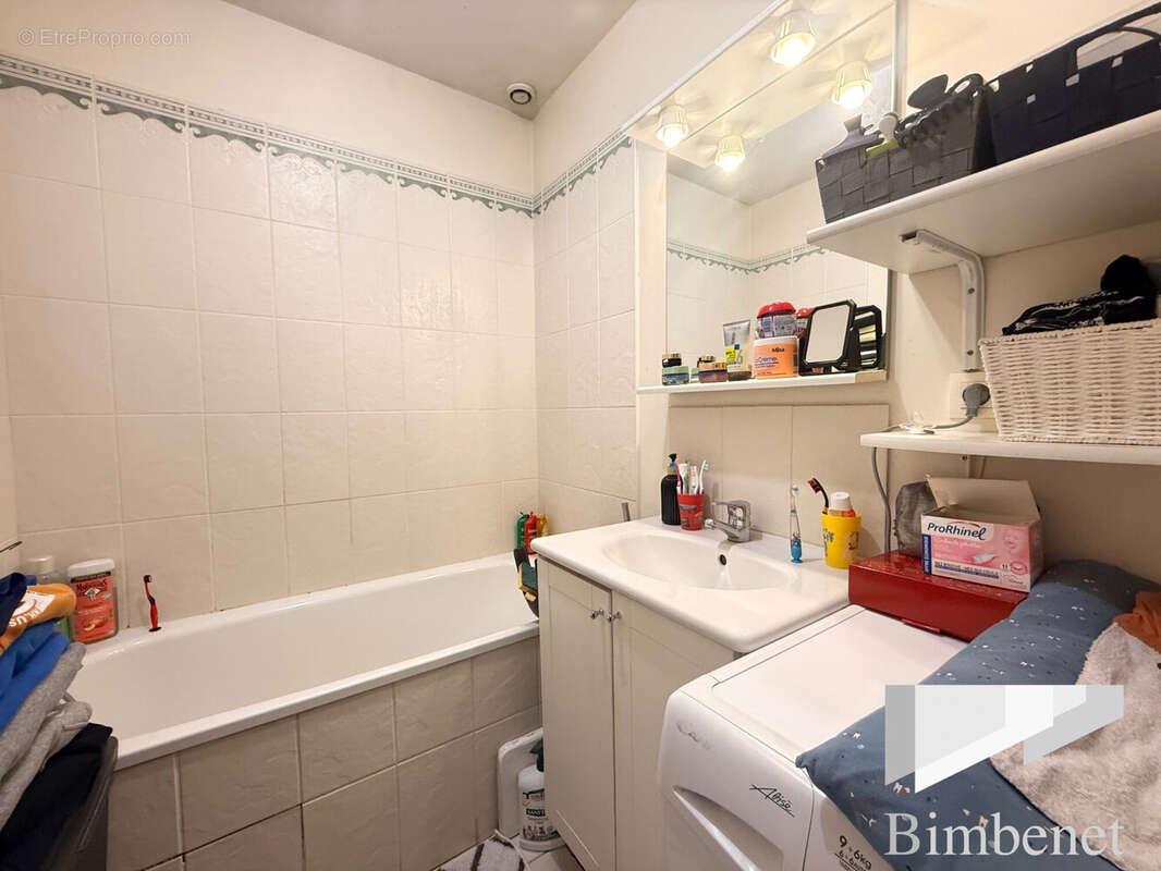 Maison à SAINT-JEAN-DE-BRAYE