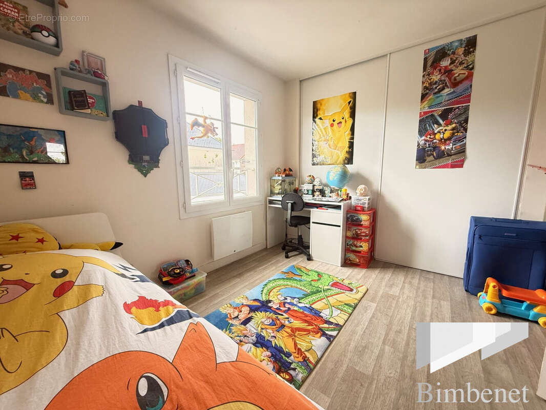 Maison à SAINT-JEAN-DE-BRAYE