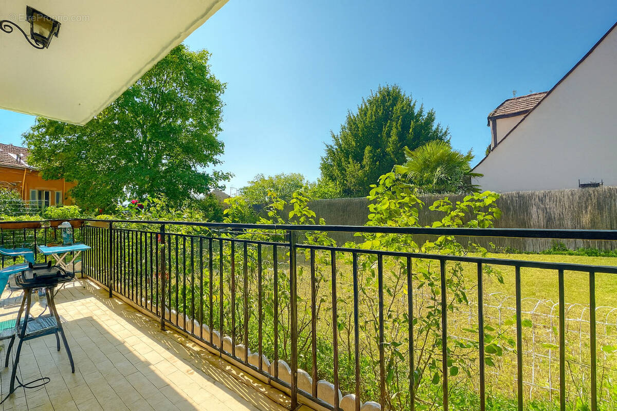 Appartement à CHAMPIGNY-SUR-MARNE