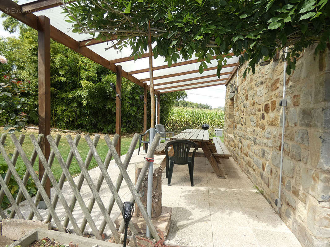 Maison à ISIGNY-LE-BUAT