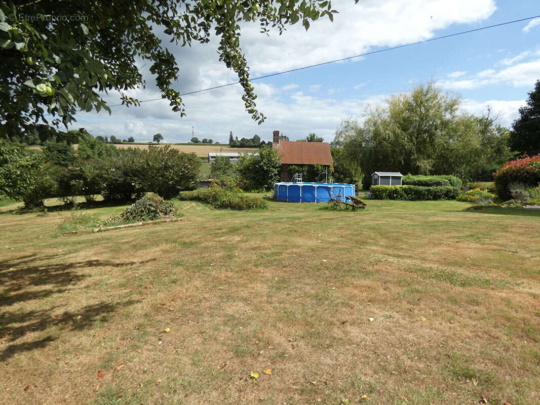 Maison à ISIGNY-LE-BUAT