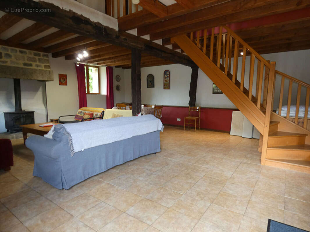 Maison à ISIGNY-LE-BUAT