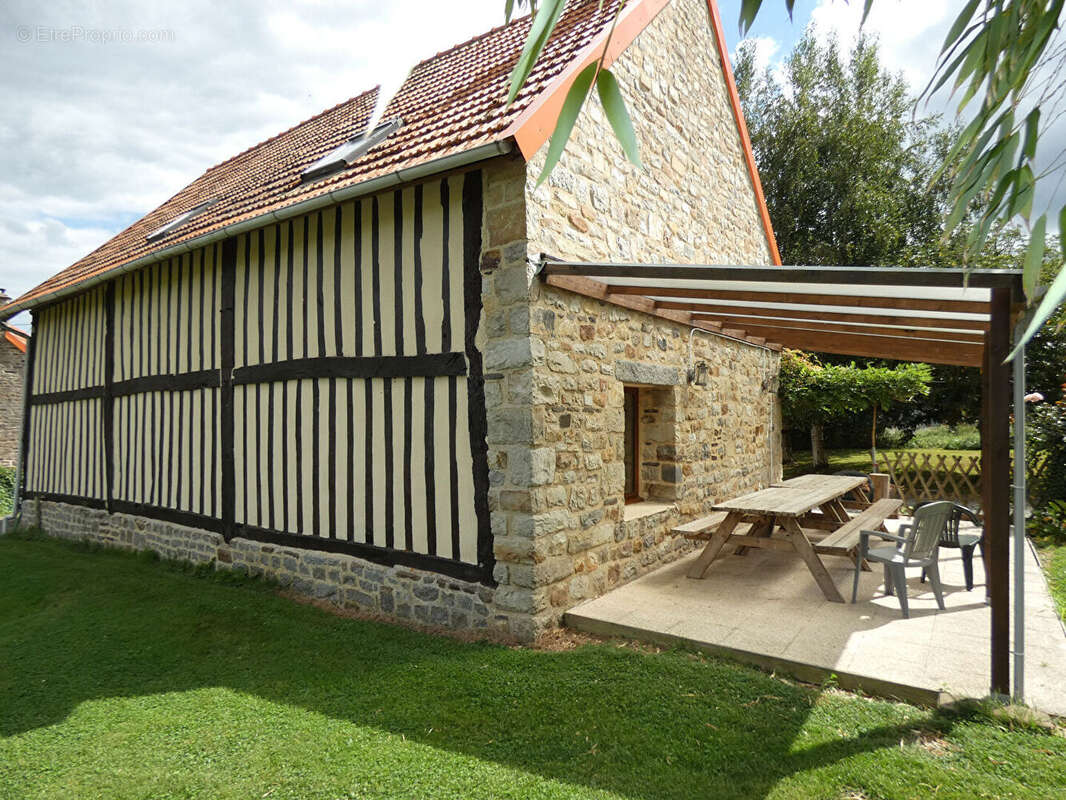 Maison à ISIGNY-LE-BUAT