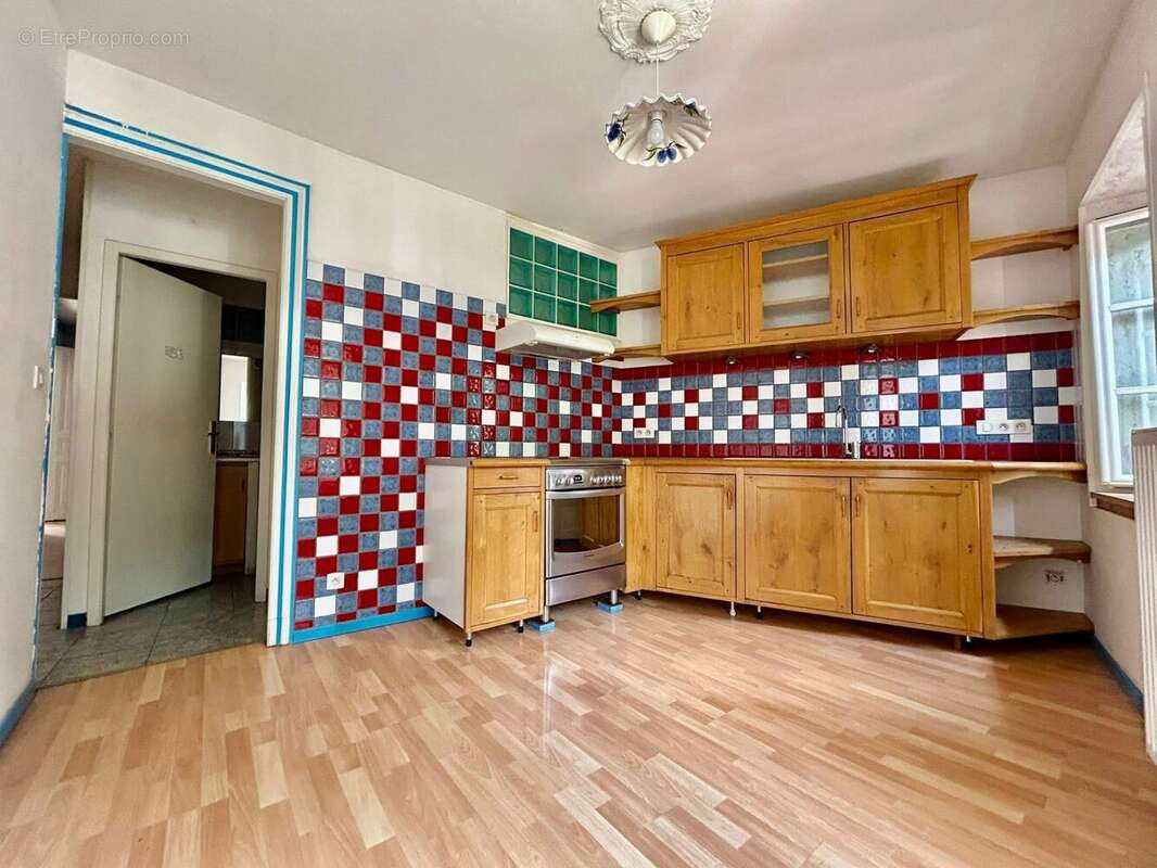 Maison à CUXAC-CABARDES