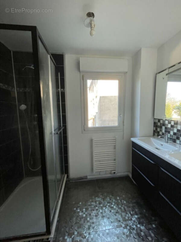 Appartement à LIMEIL-BREVANNES