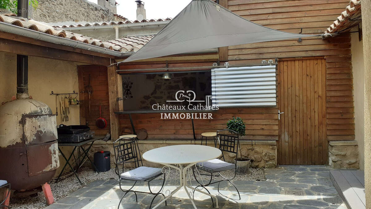 Maison à CUBIERES-SUR-CINOBLE