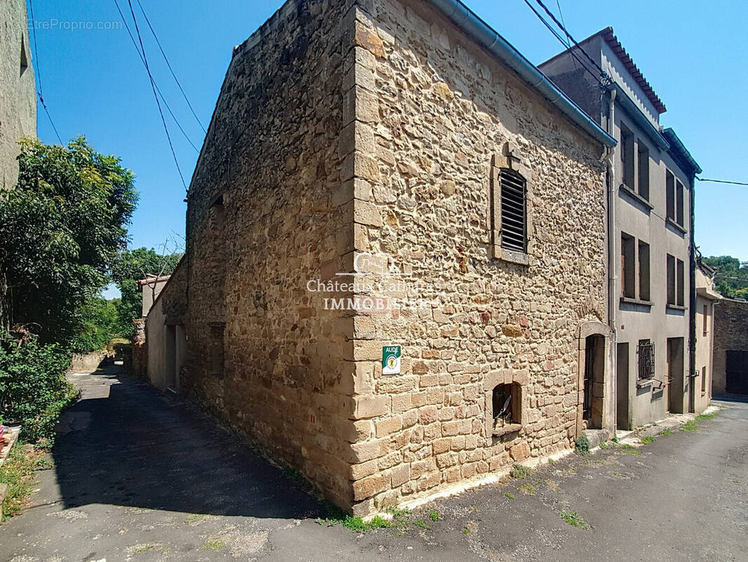 Maison à CUBIERES-SUR-CINOBLE