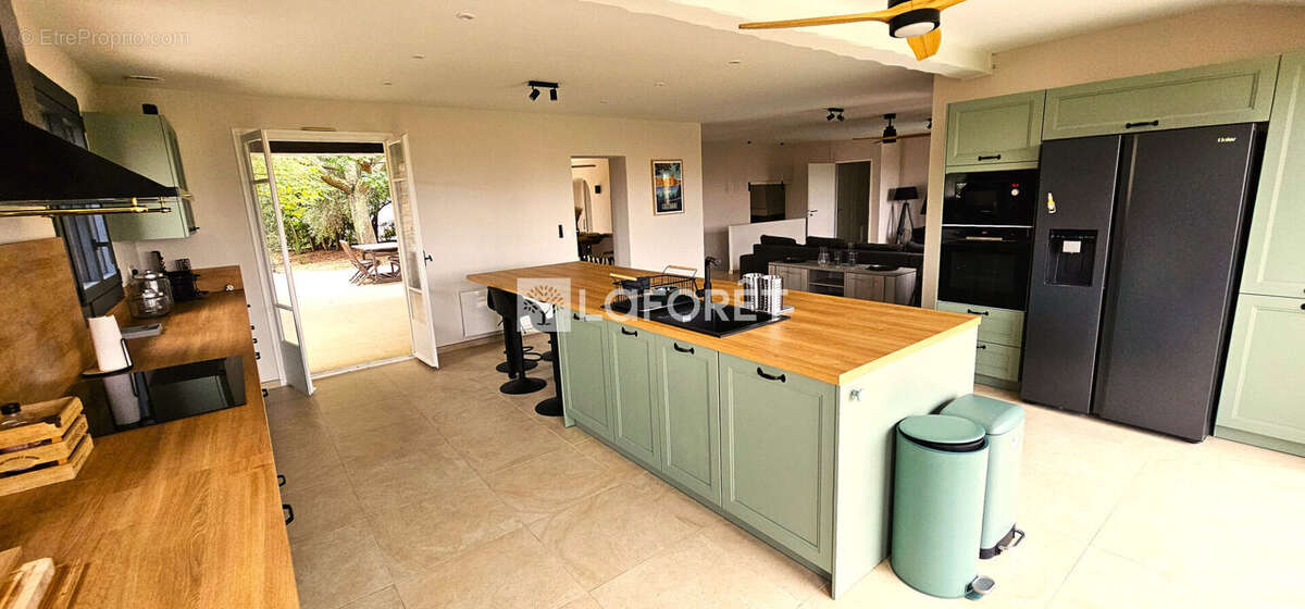 Maison à LAROQUE-DES-ALBERES