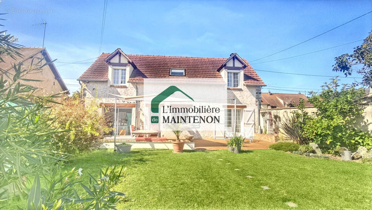 Maison à MAINTENON