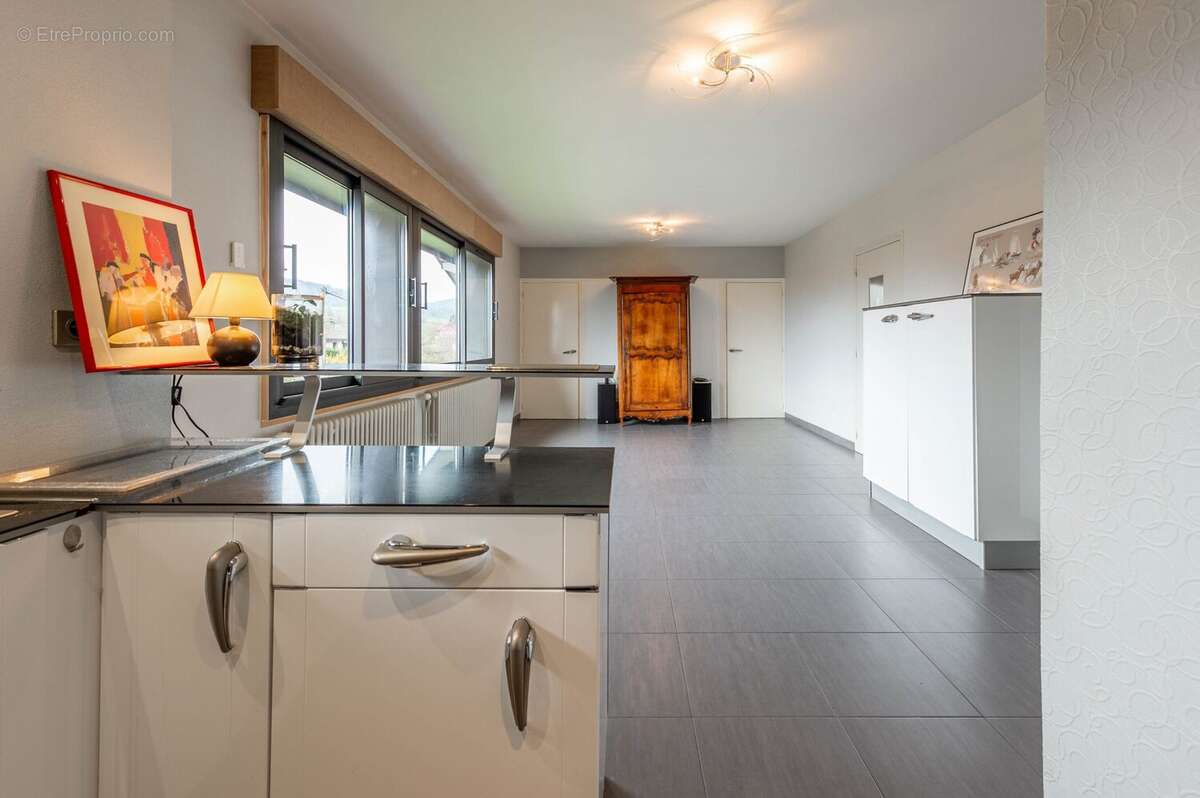 Appartement à SAINT-JORIOZ