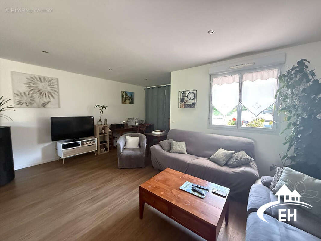 Maison à L&#039;AIGLE