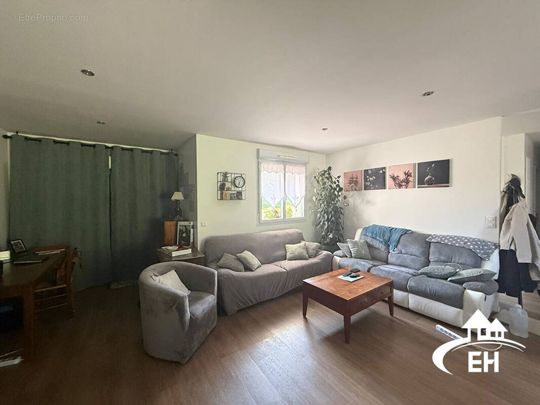 Maison à L&#039;AIGLE