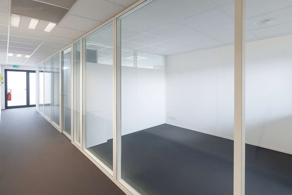 Commerce à SAINTE-EULALIE