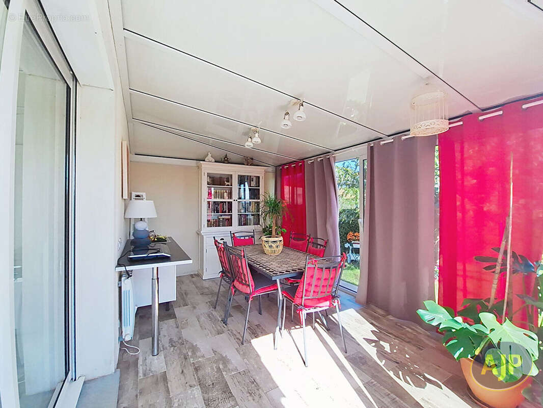 Maison à SAINT-ANDRE-DE-CUBZAC