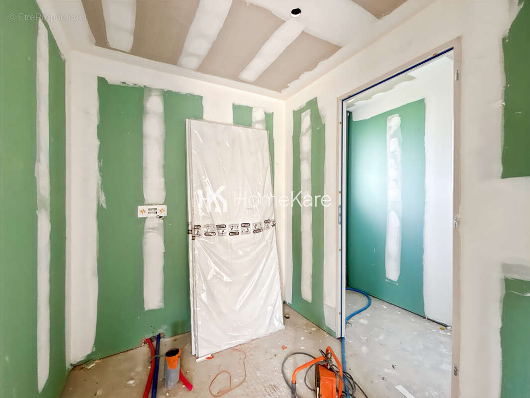 Maison à SAINT-CLAR-DE-RIVIERE