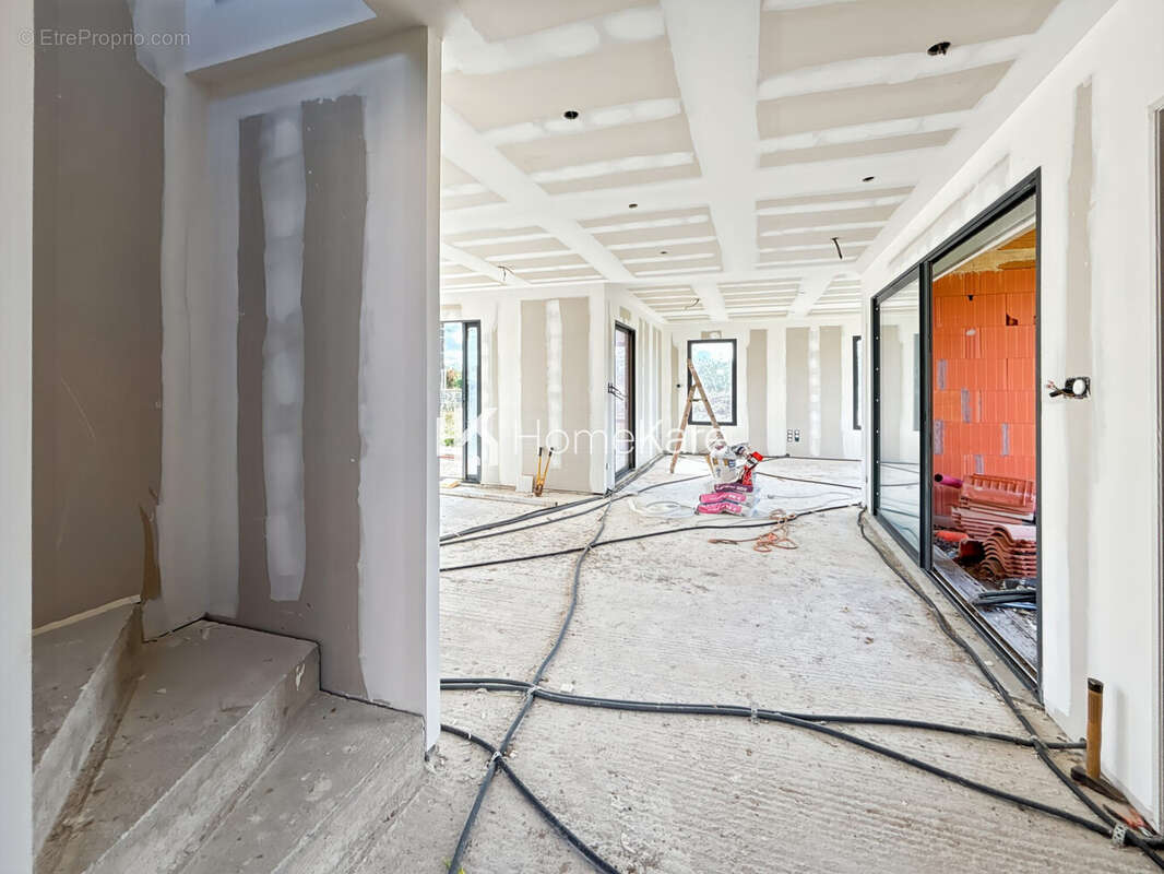 Maison à SAINT-CLAR-DE-RIVIERE