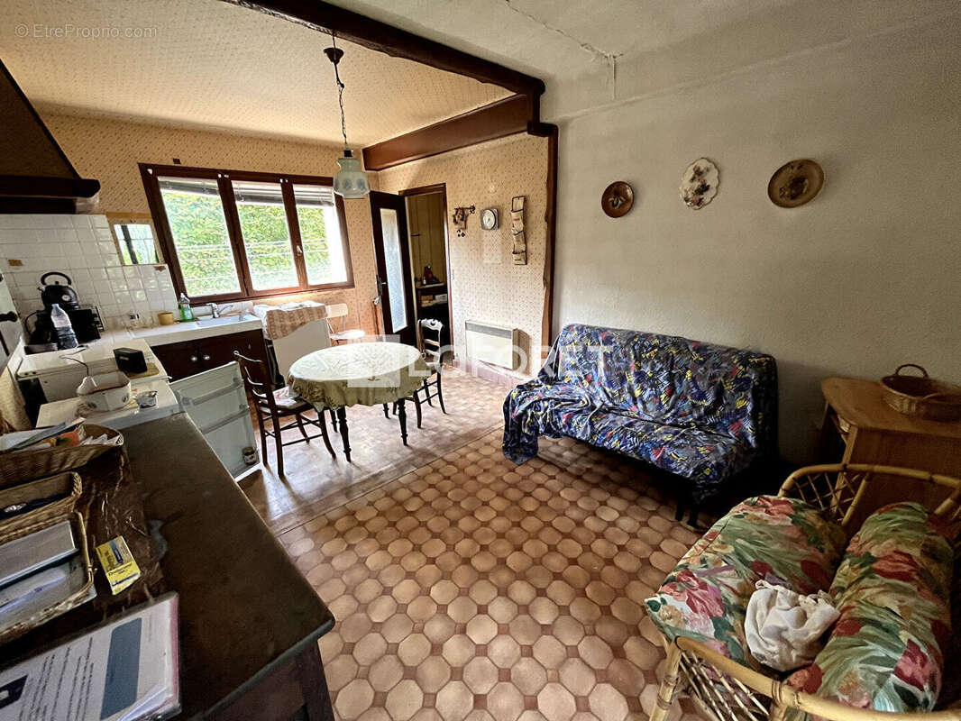 Maison à TESSANCOURT-SUR-AUBETTE